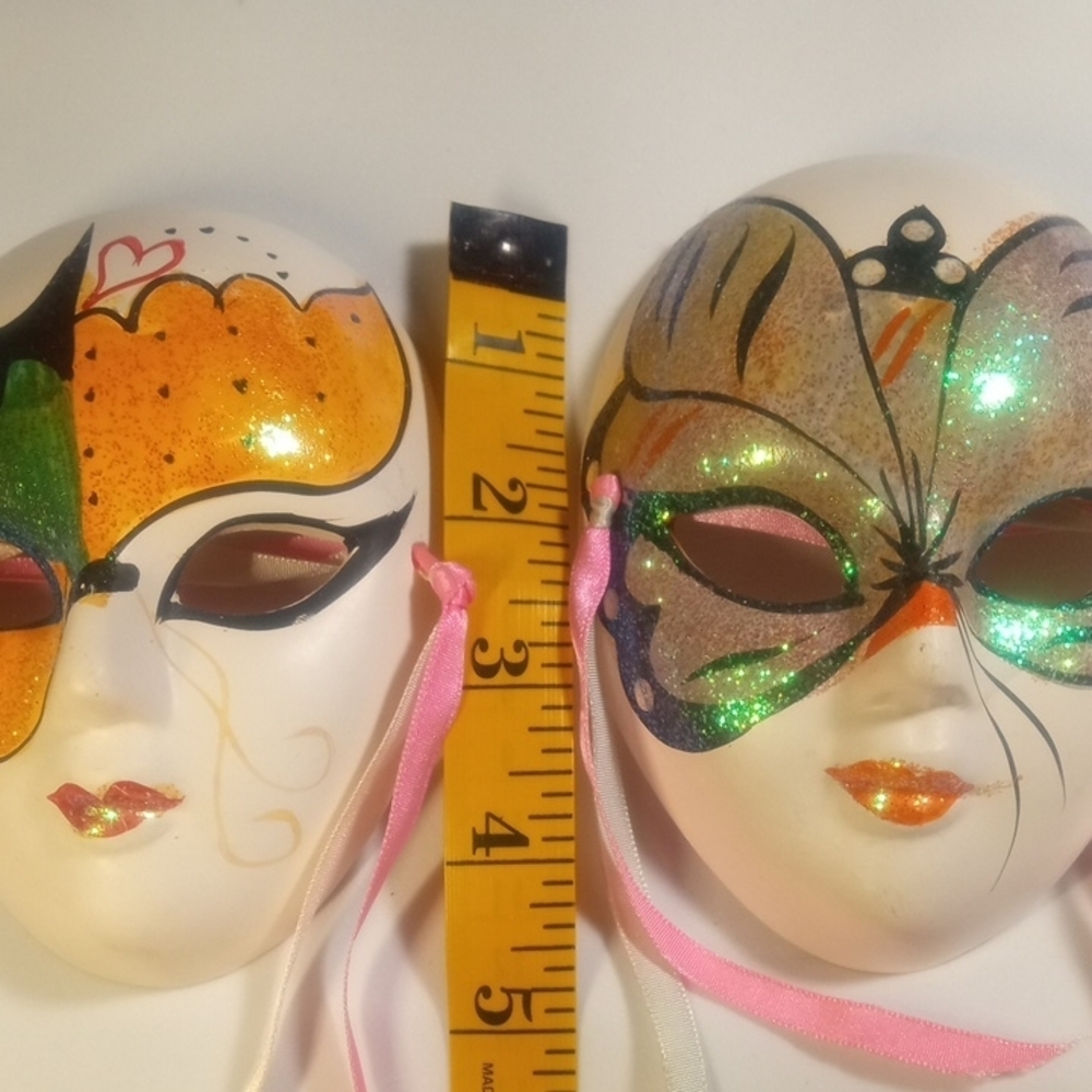 VTG 90s Hand Painted Ceramic Masquerade Masks Set - Boho Butterfly & Heart 🦋✨ - Picture 7 of 7